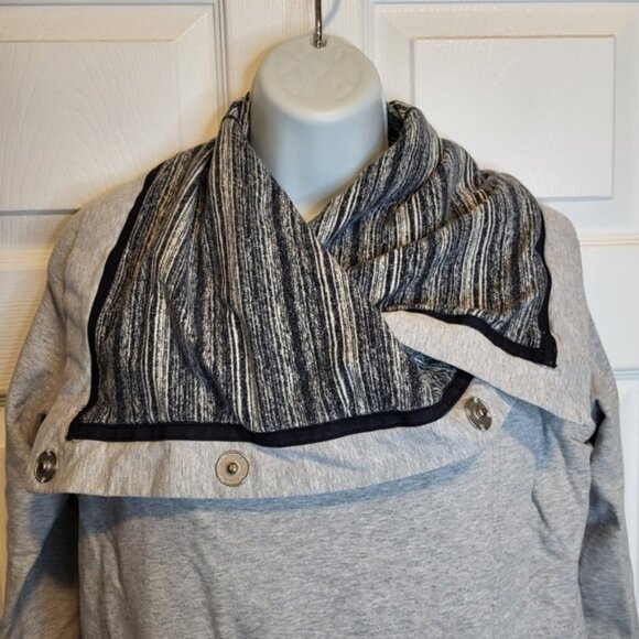 Lululemon Coal Strata Stripe Savasana Wrap Sweater - Picture 3 of 6